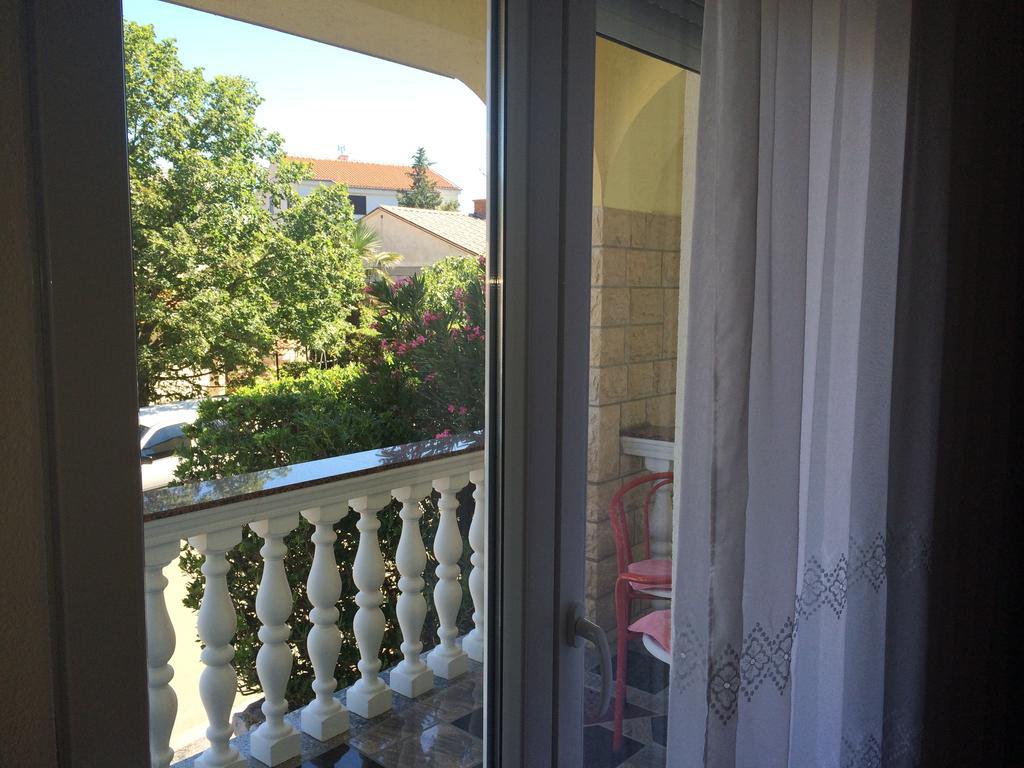Apartment Kolundzic Novi Vinodolski Pokoj fotografie