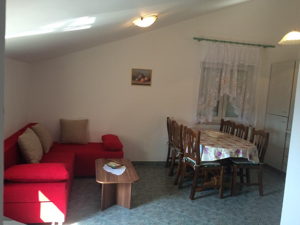 Apartment Kolundzic Novi Vinodolski Pokoj fotografie
